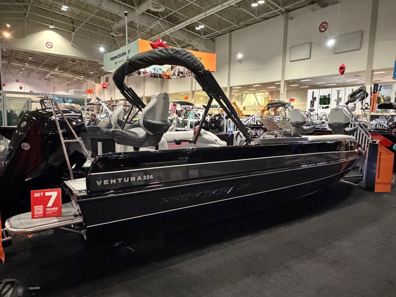 Princecraft Boats  2026 Princecraft Ventura 224 SE (Black and Grey) Photo